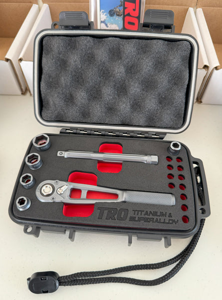 Load image into Gallery viewer, 1/4" Drive Titanium Ratchet & Socket Set w/ Superalloy Socket/Extension (PREORDER)