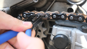 Titanium "Jaws" 520 Master Link Clip (Gold Tiodize Available Only)