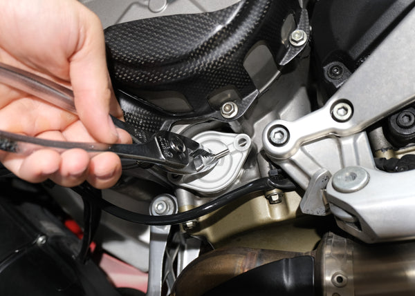 Load image into Gallery viewer, 899/959/1199/1299/V2 Oil Filter Cover