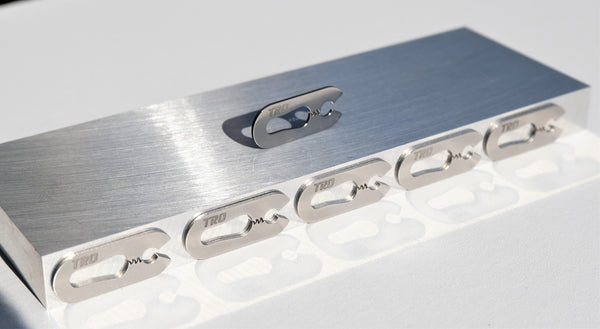 Cargue la imagen en el visor de la galería, Titanium "Jaws" 520 Master Link Clip (Gold Tiodize Available Only)