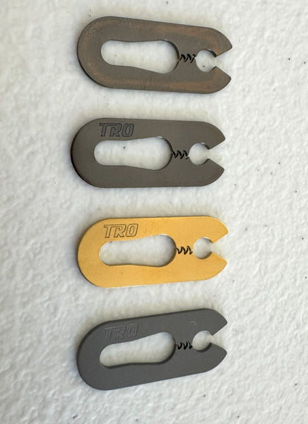 Load image into Gallery viewer, Titanium &quot;Jaws&quot; 520 Master Link Clip (Gold Tiodize Available Only)
