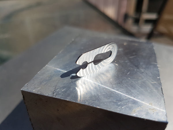 Load image into Gallery viewer, Titanium 520 Chain Master Link Clip
