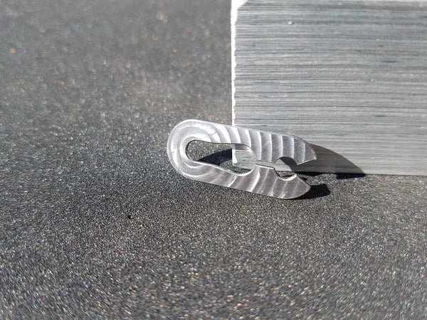 Load image into Gallery viewer, Titanium 520 Chain Master Link Clip
