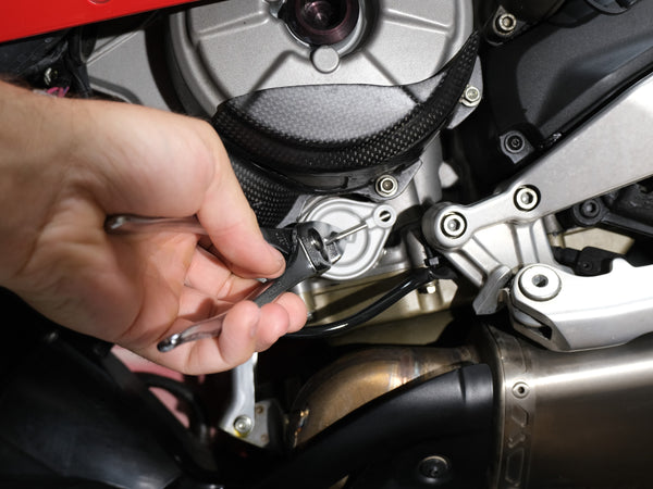 Load image into Gallery viewer, 899/959/1199/1299/V2 Oil Filter Cover
