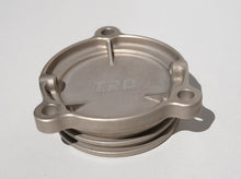 Bild in Galerie-Viewer laden, Magnesium Alloy NiB Electroless Nickel Boron Nitride Plated Panigale/Streetfighter/Multistrada V4/V4S/V4R Oil Filter Cover