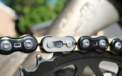 Titanium "Jaws" 520 Master Link Clip (Gold Tiodize Available Only)