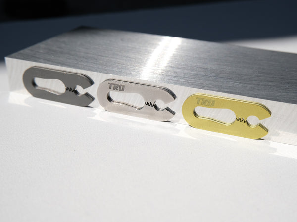 Load image into Gallery viewer, Titanium &quot;Jaws&quot; 520 Master Link Clip (Gold Tiodize Available Only)
